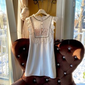 Self portrait White lace dress